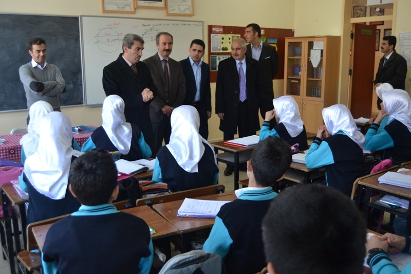  “Sosyal medyayı bilgi paylaşımı özelliğiyle kullanmalısınız.”